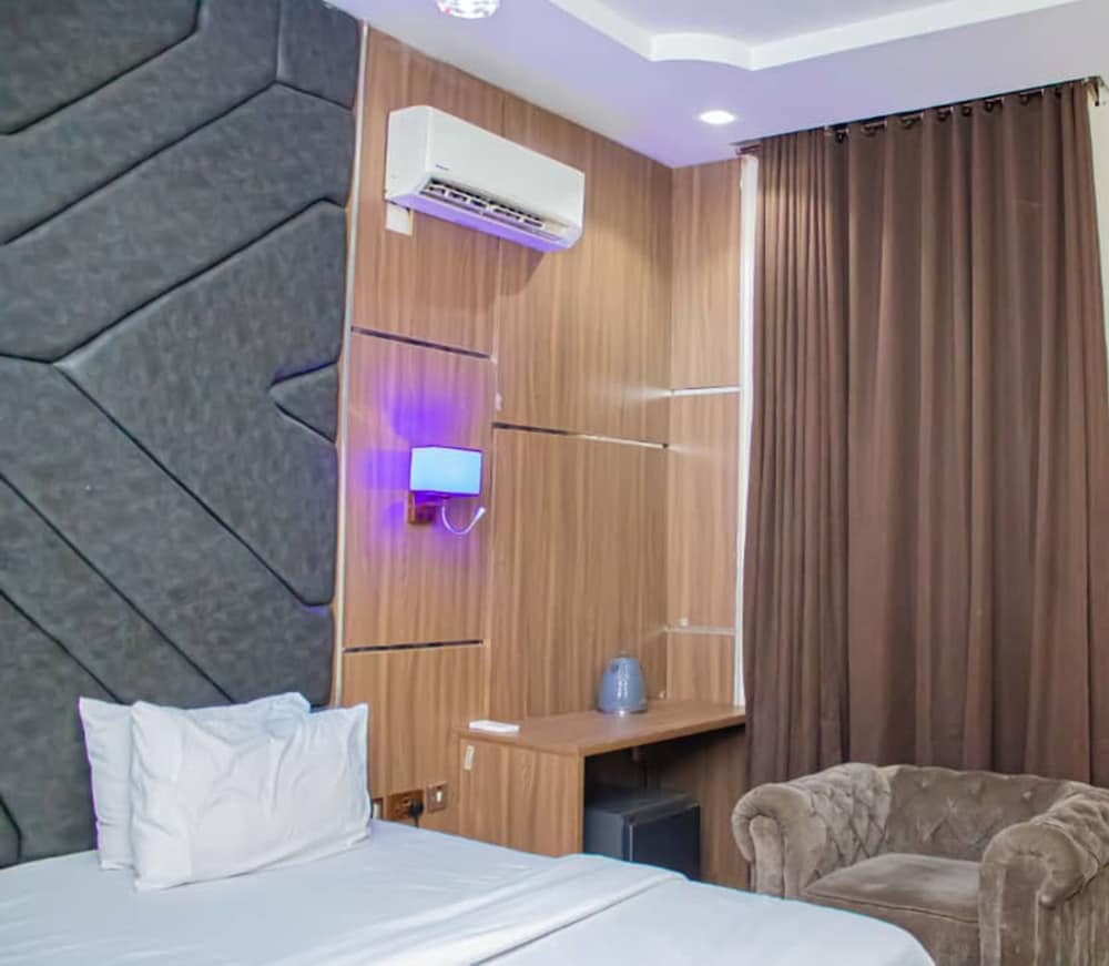 Laycon Hotel & Suites — Lagos — photo 4