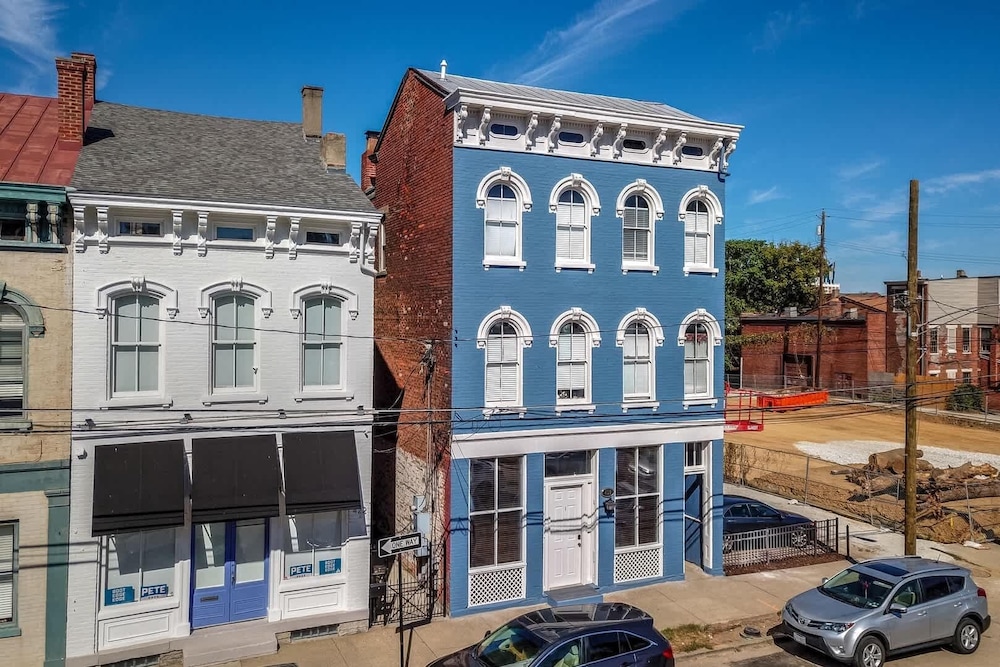 Heart Of Mainstrasse Suites — Covington