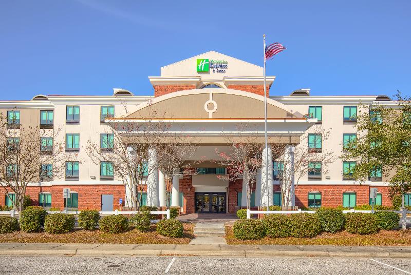 Holiday Inn Express & Suites Gulf Shores by IHG — hotel in Gulf Shores