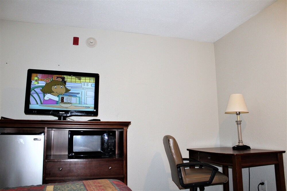 Airport Inn Chattanooga - photo 28