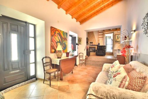 BeGuest Alcantarilha Family Home — 4-Star Luxury Hotel in Alcantarilha, Portugal