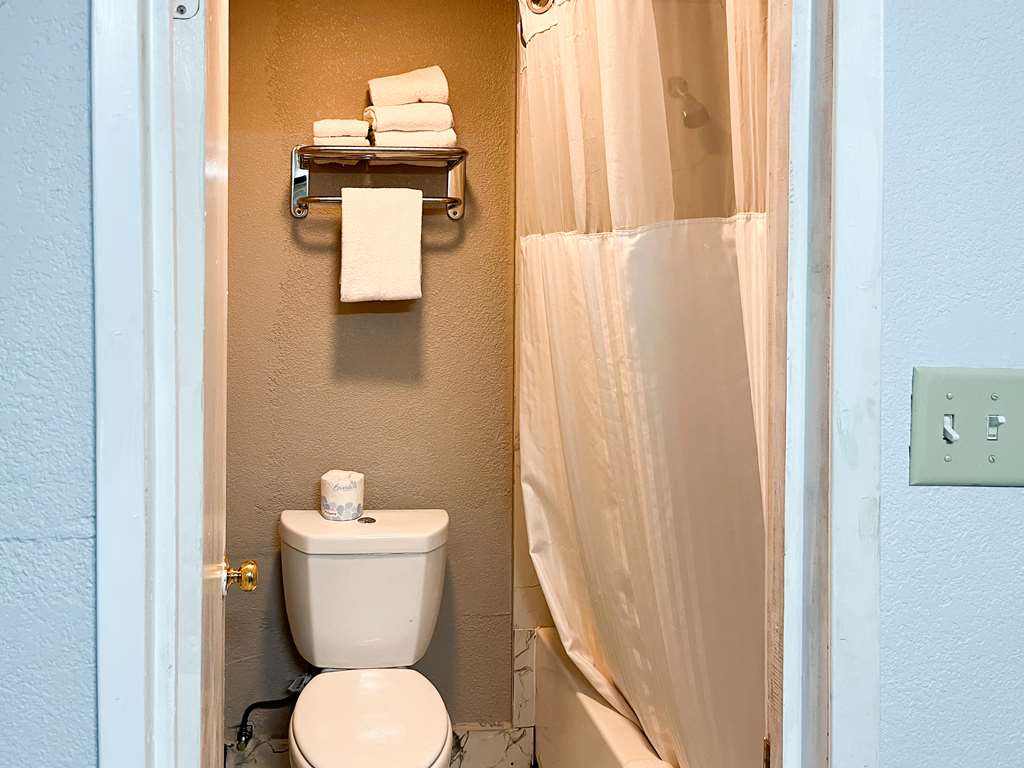 Studio 6 Suites Delano CA - photo 9