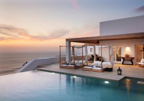 Silver Breeze Villa — 4-Star Luxury Hotel in Mykonos, Greece
