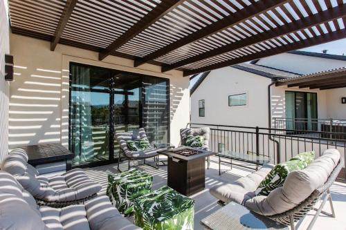 Seacombe - carbon neutral hotel in Unknown City