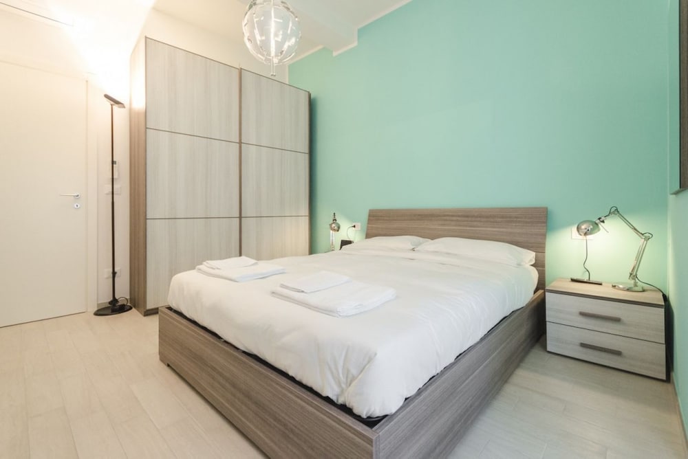 Le Torri Suite — 4-Star Luxury Hotel in Bologna, Italy