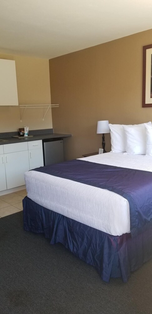 Lake Powell Canyon Inn - photo 15