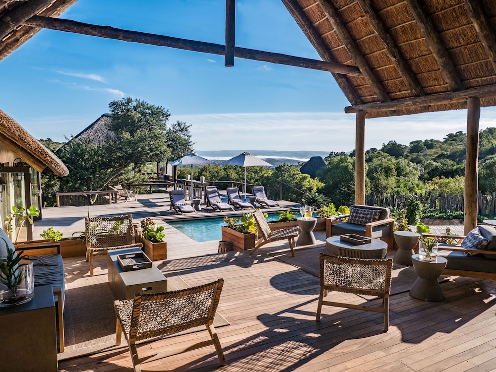Bukela Game Lodge Amakhala Game Reserve — 5-Star Luxury Hotel in Port Elizabeth, South Africa