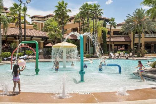 Designer Corner Suite 3br 2ba Disney Universal Convention Center & SeaWorld — 4-Star Luxury Hotel in Orlando, United States