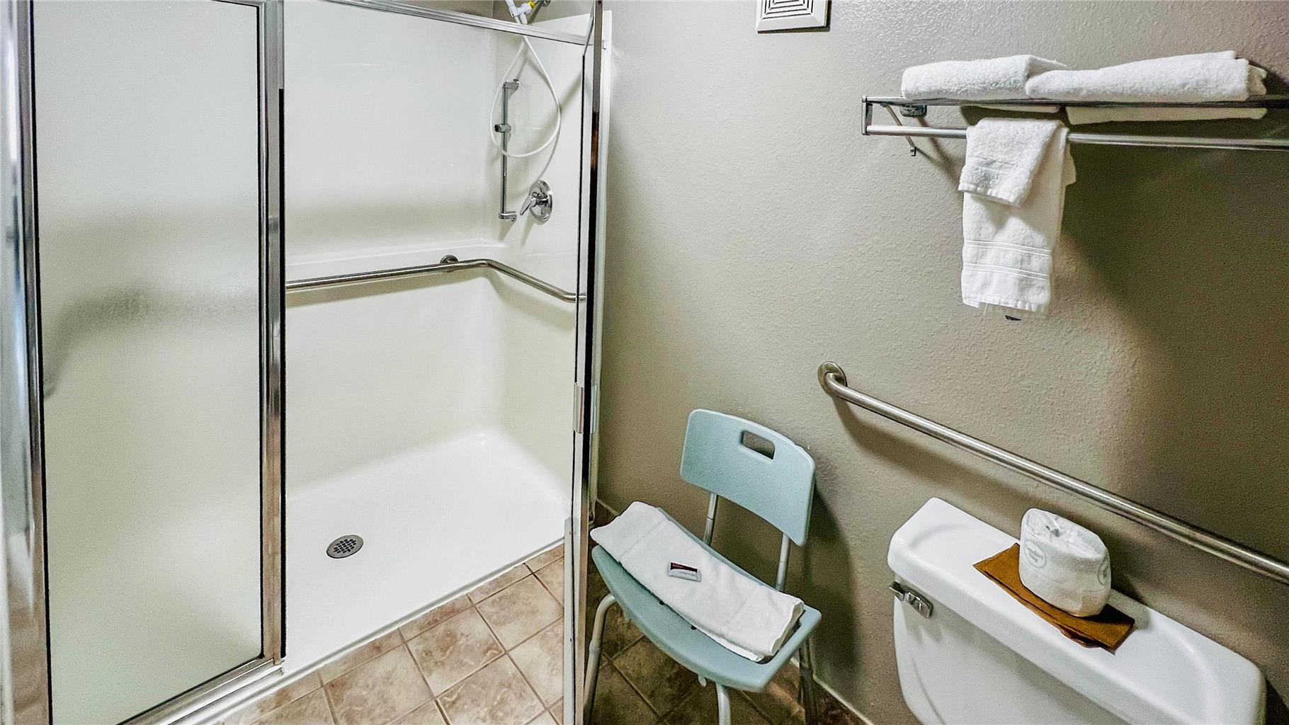 Studio 6 Suites Portland OR I 5 OHSU - photo 45