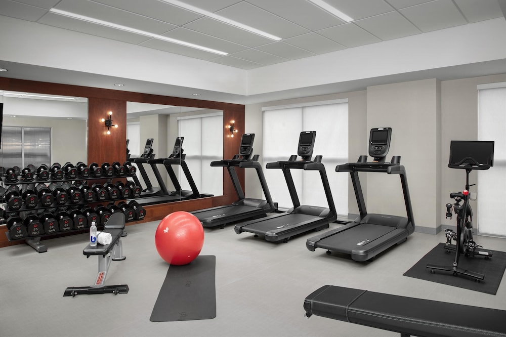 Hilton Garden Inn Portsmouth Downtown - photo 28
