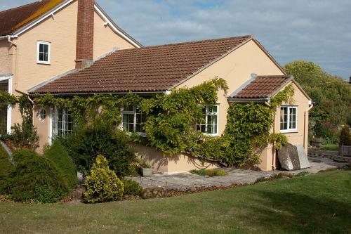 Ridge Farm Guest Wing — Sturminster Newton — photo 3