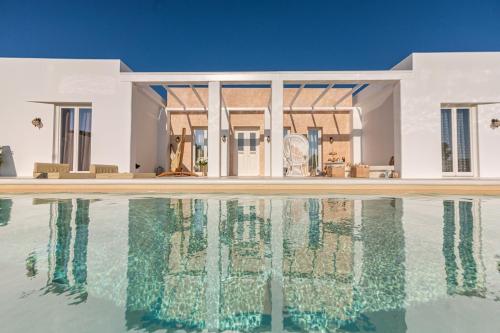 The Cycladic Pavilion — 5-Star Luxury Hotel in Naxos, Greece