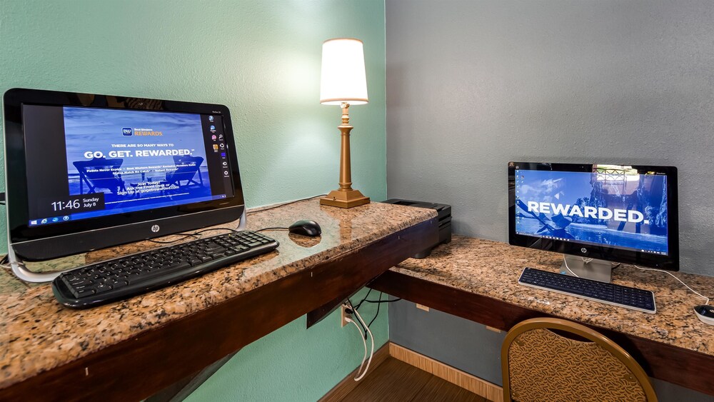 Best Western Plus The Woodlands - photo 21