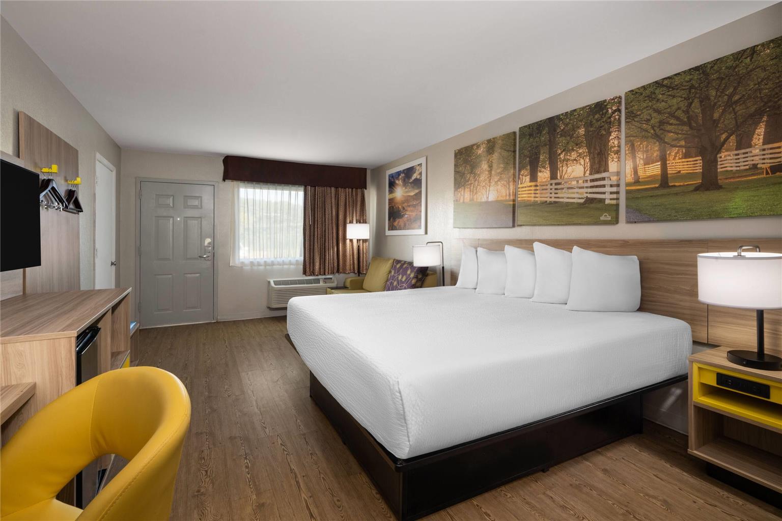 Days Inn by Wyndham Anderson - photo 18