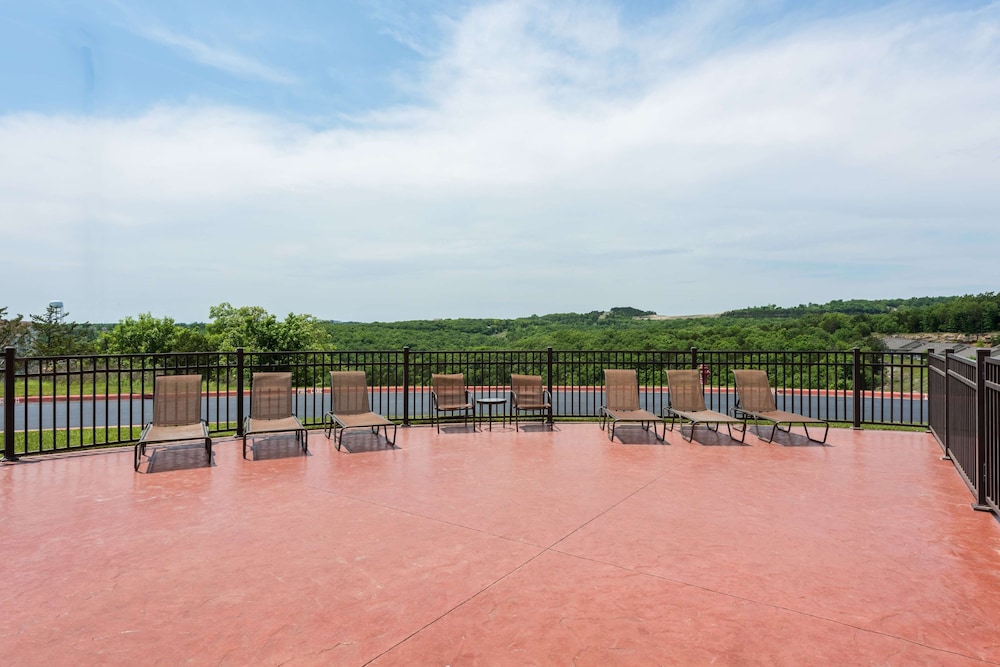 Hampton Inn Branson Branson Hills - photo 38
