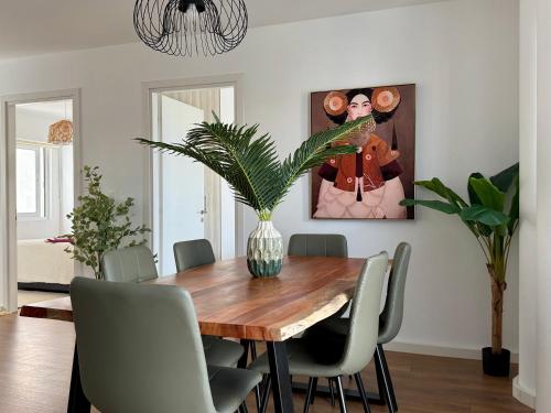 TH0 Luxury two bedrooms Apartments with High Tech Amenities — 4-Star Luxury Hotel in Athens, Greece