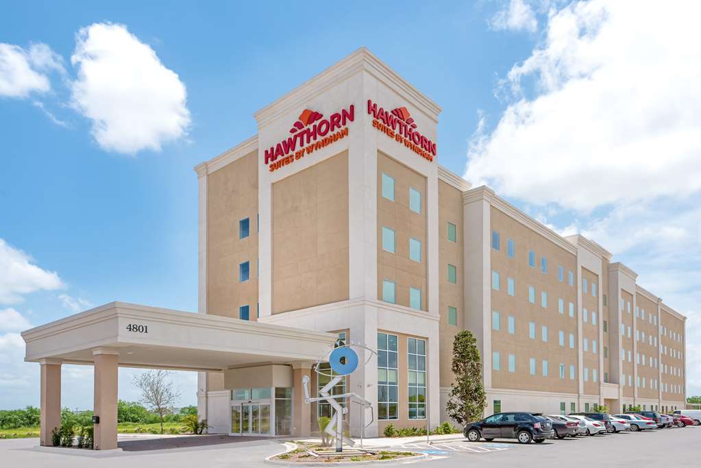 Hawthorn Extended Stay by Wyndham McAllen - photo 2