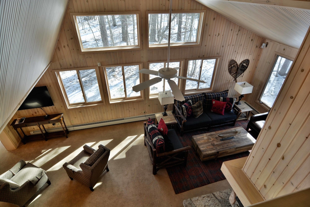 Serenity On Lake Owen 5 Bedroom Hotel Room by RedAwning - photo 24