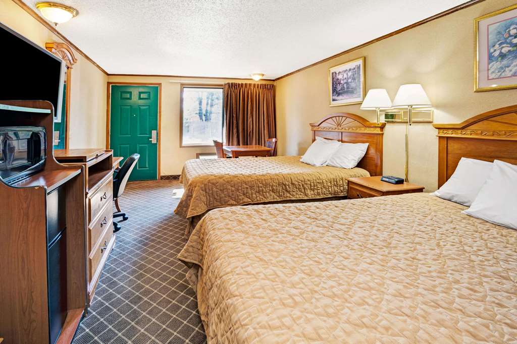 Knights Inn Sterling Heights - photo 6