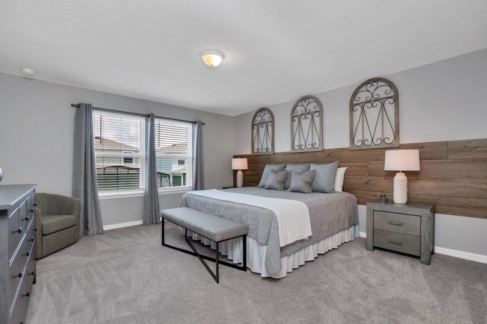 5 Bed With Fantastic Game Room In Fun Resort 5 Bedroom Townhouse by RedAwning - photo 2
