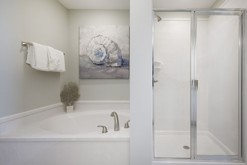 Phoenix Gulf Towers 407 3 Bedroom Condo - photo 23