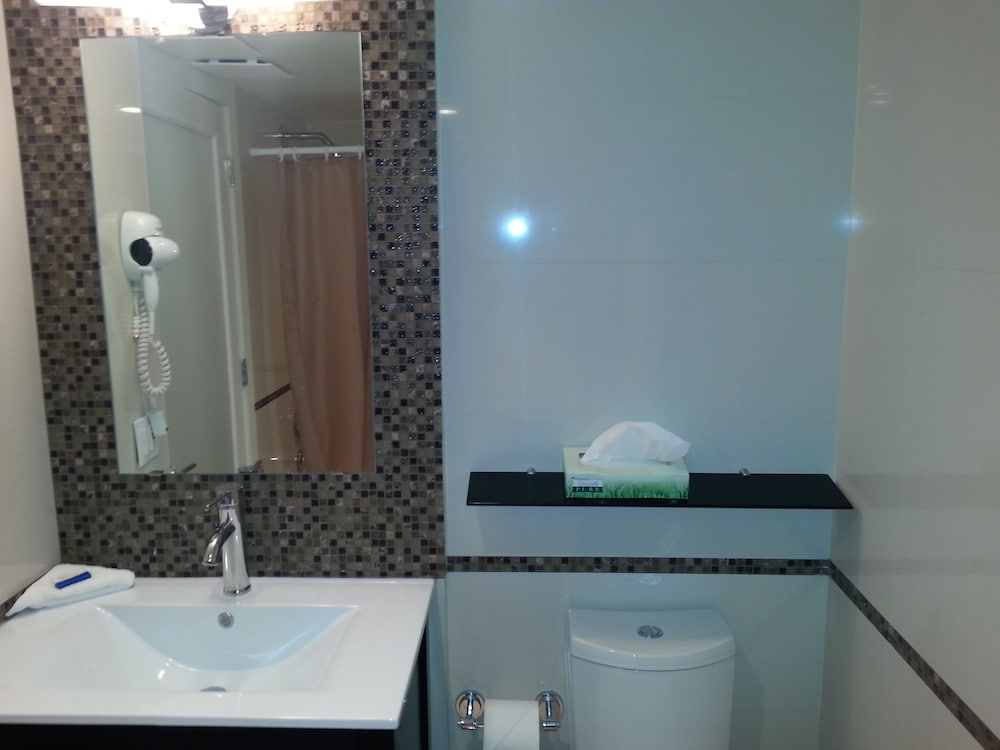 Chateaubleau Hotel - photo 30