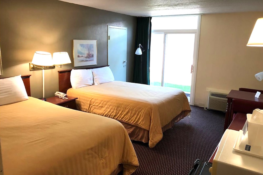 Norwood Inn and Suites Worthington - photo 6