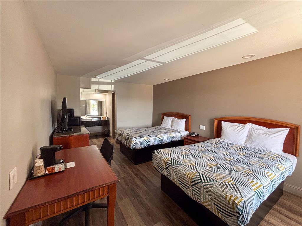 Spanish Trails Inn - photo 29