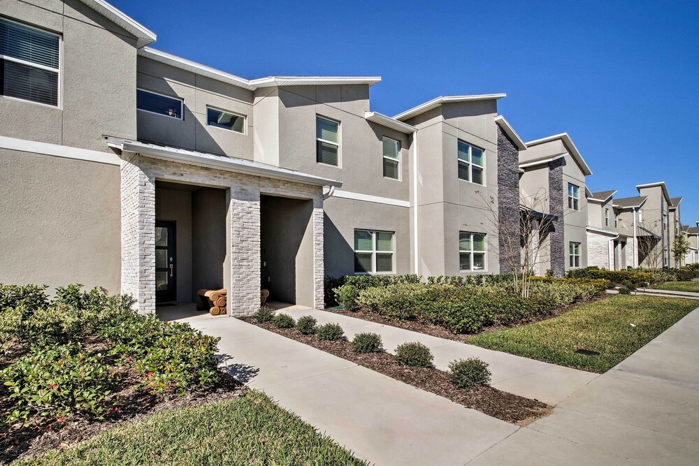 Disney Area Townhome with Lanai And Resort Amenities - photo 11