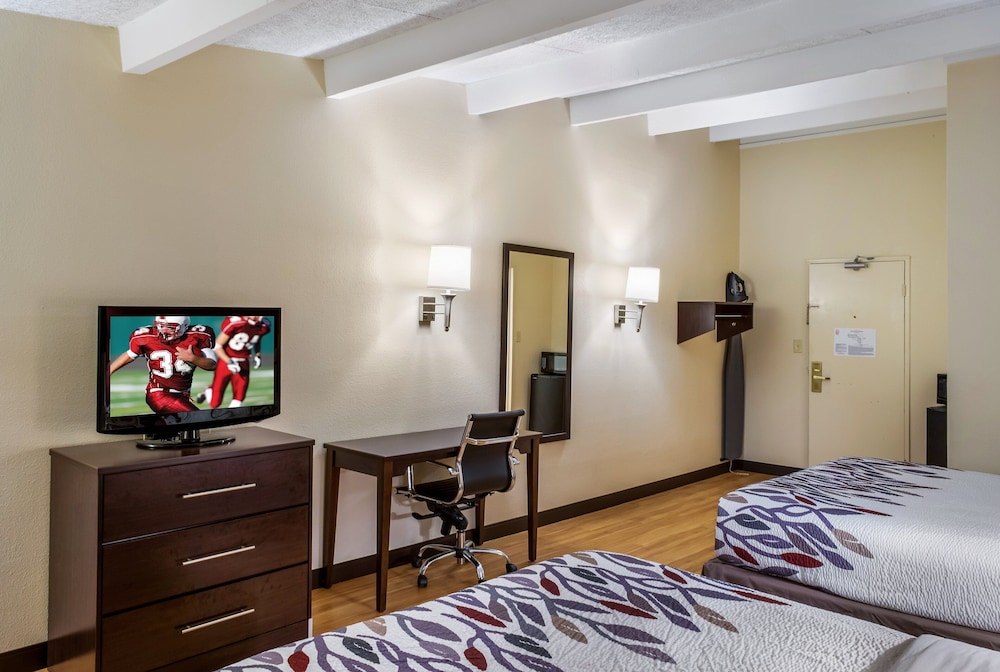 Red Roof Inn Richmond IN - photo 18