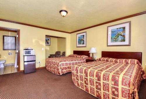 Bayside Inn - photo 8