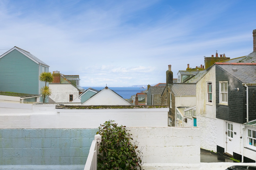 Whitecaps — 4-Star Luxury Hotel in St Ives, United Kingdom