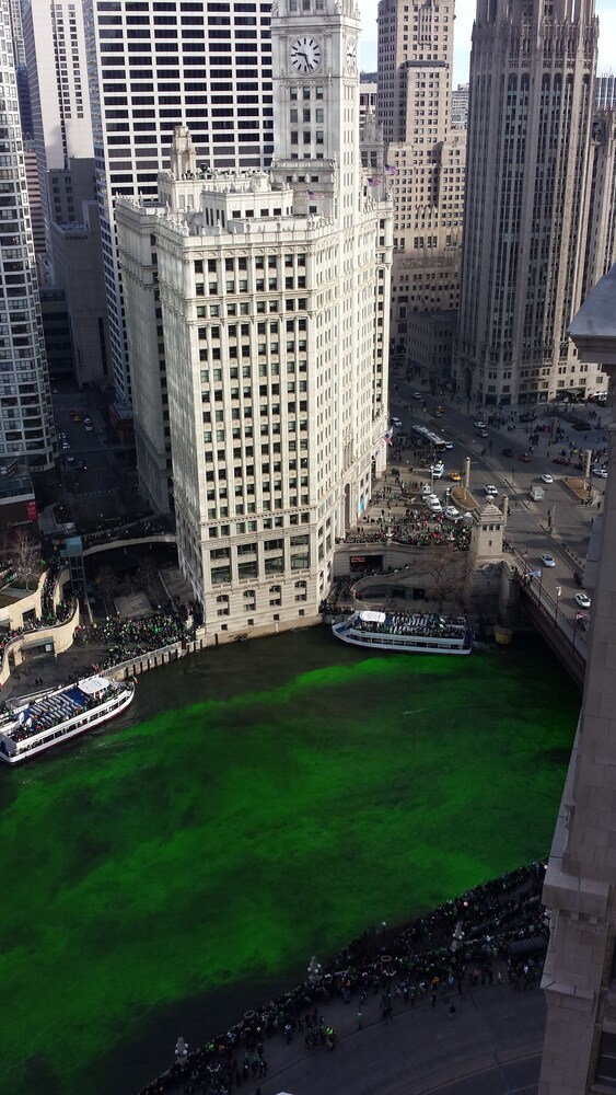 Club Quarters Hotel Wacker at Michigan Chicago - photo 14