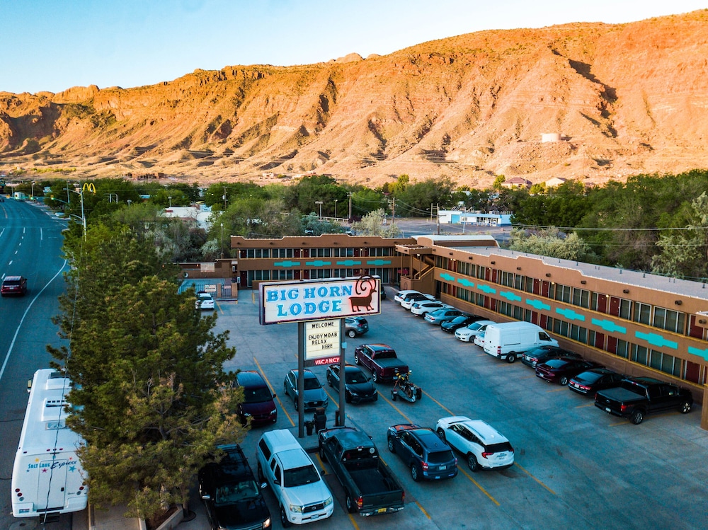 Big Horn Lodge - photo 39