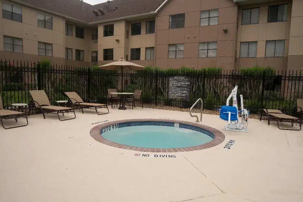 Staybridge Suites Houston NW Willowbrook - photo 2