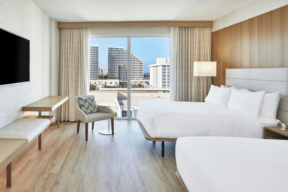 AC Hotel by Marriott Fort Lauderdale Beach - photo 10