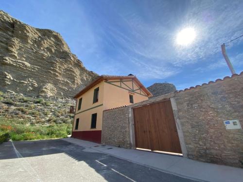 Alma Dezerto Bardenas 5 Estrellas — hotel in Arguedas