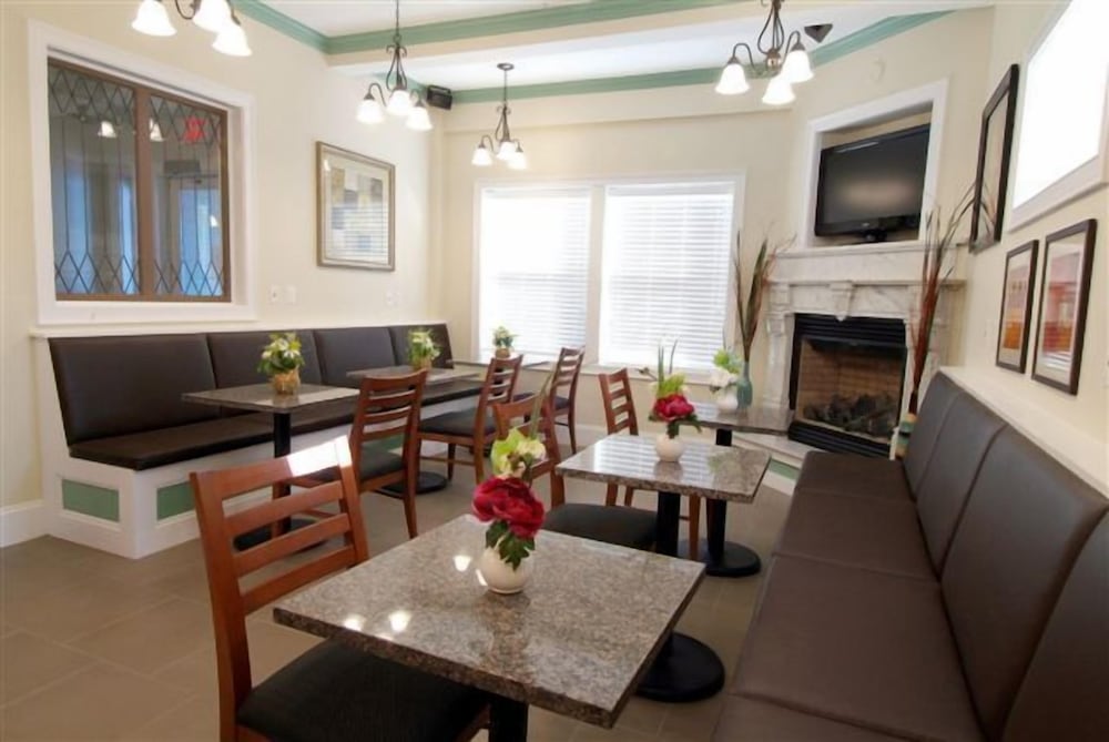 Crescent Suites Hotel - photo 39