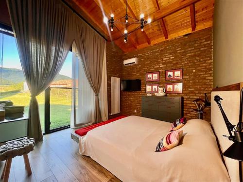 Villa Chateau Artwine