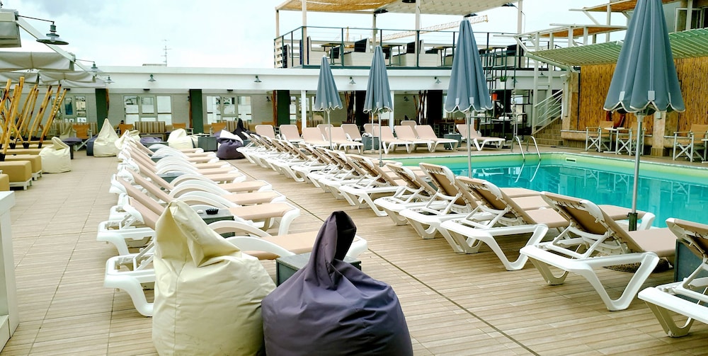 מרפסת / טרסה