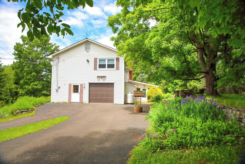 Vacation Rental Home 2 Mi to Windham Mountain - photo 34