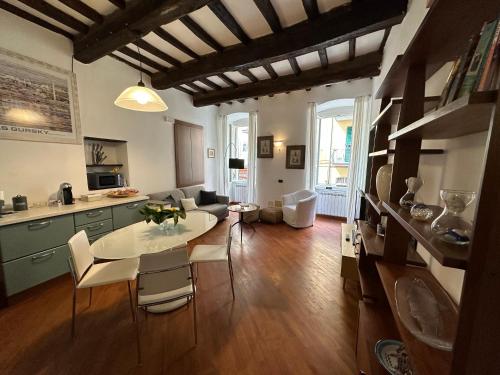 Mare Fuori — 4-Star Luxury Hotel in Riomaggiore, Italy
