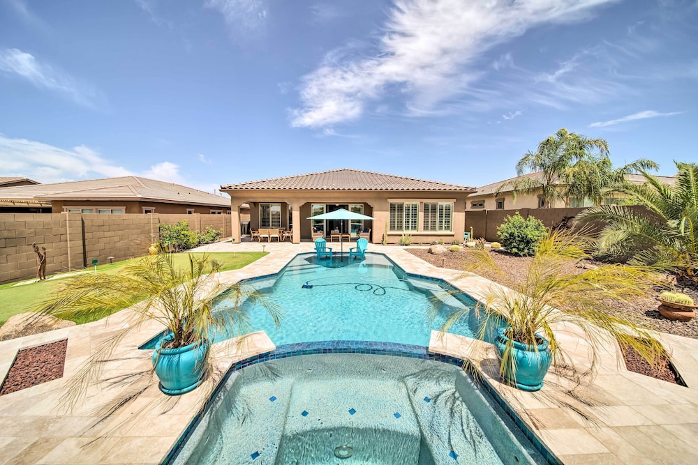 Resort Style Pool and Spa Upscale Goodyear Home - photo 25