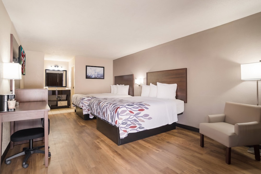 Red Roof Inn Baltimore South Glen Burnie - photo 15