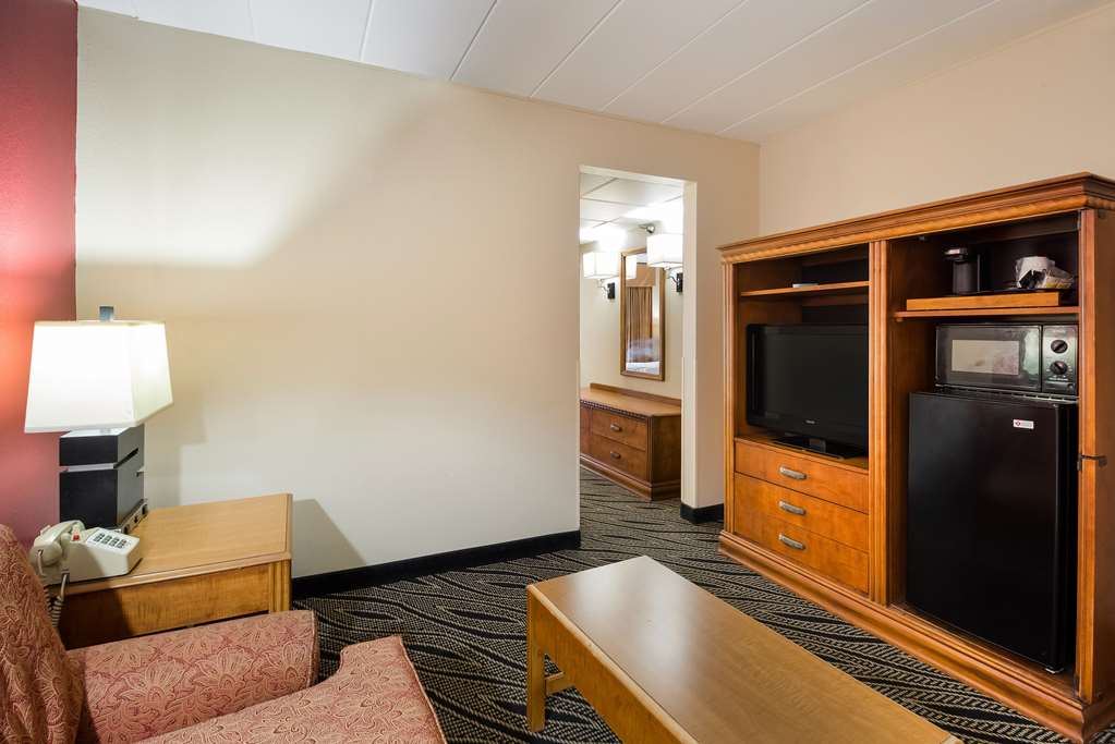 Best Western Braddock Inn - photo 20