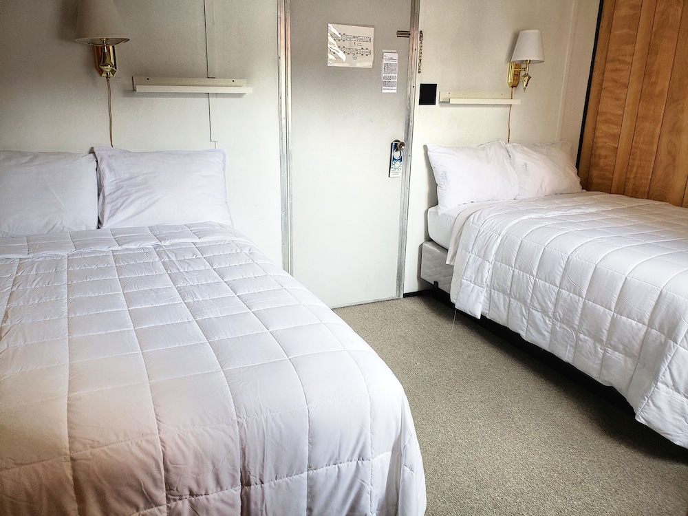 Keystone Hotel - photo 7