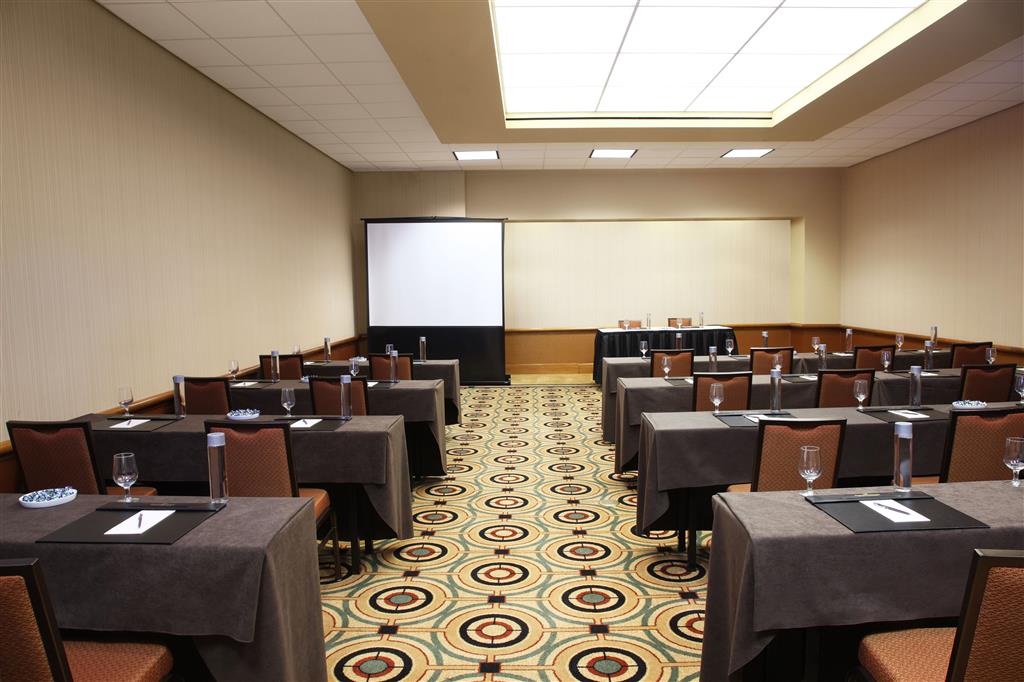 Sheraton Grand Chicago Riverwalk - photo 43