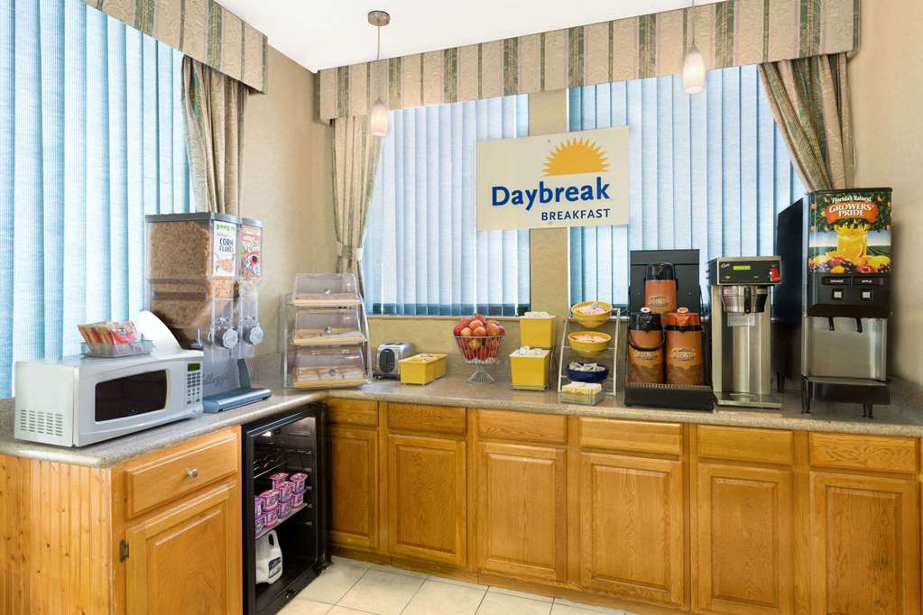 Days Inn by Wyndham Biscoe - photo 15