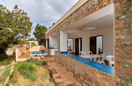 Can Nigg - carbon neutral hotel in Unknown City