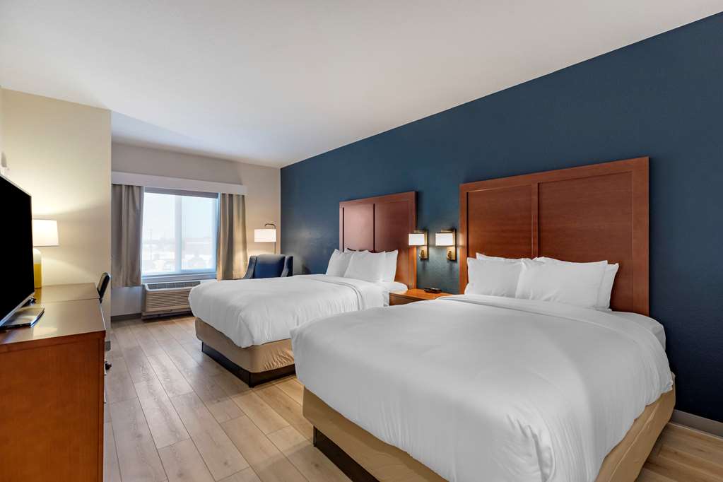 Comfort Inn & Suites Bennett - photo 9